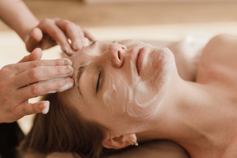 Hydrating Facial: 7 Reasons Why You Need One